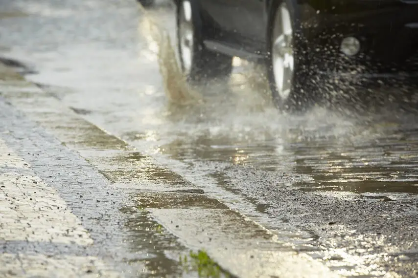 Be Prepared for Monsoon Season With These Tips for Driving in the Rain