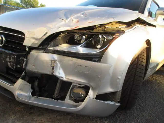 Dos and Don’ts for Talking to an Insurance Adjuster After an Accident